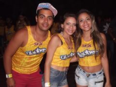 Oktober 10 Anos